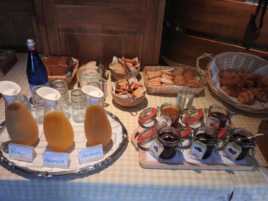 Hotel Le Clocher Champoluc Zewnętrze zdjęcie